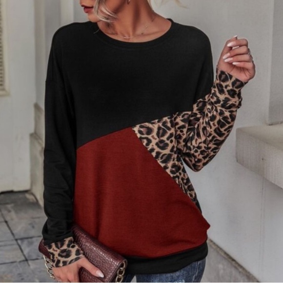 Cozy Red Leopard Print Oversized Sweater Top
New without tag. - Picture 1 of 8
